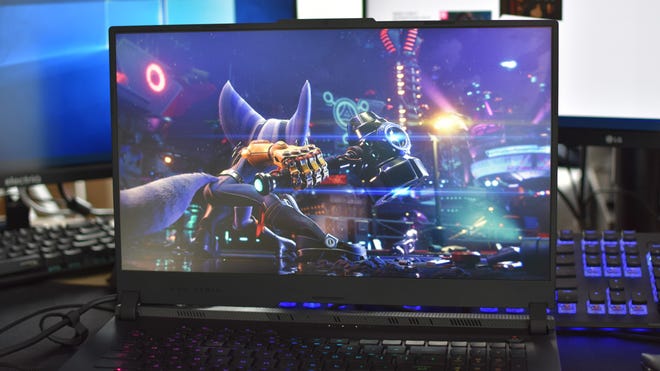Ratchet & Clank: Rift Apart running on the Asus ROG Strix Scar 17 gaming laptop.