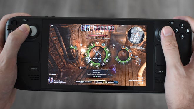 The controller-optimised abilities menu in Baldur's Gate 3, running on a Steam Deck.